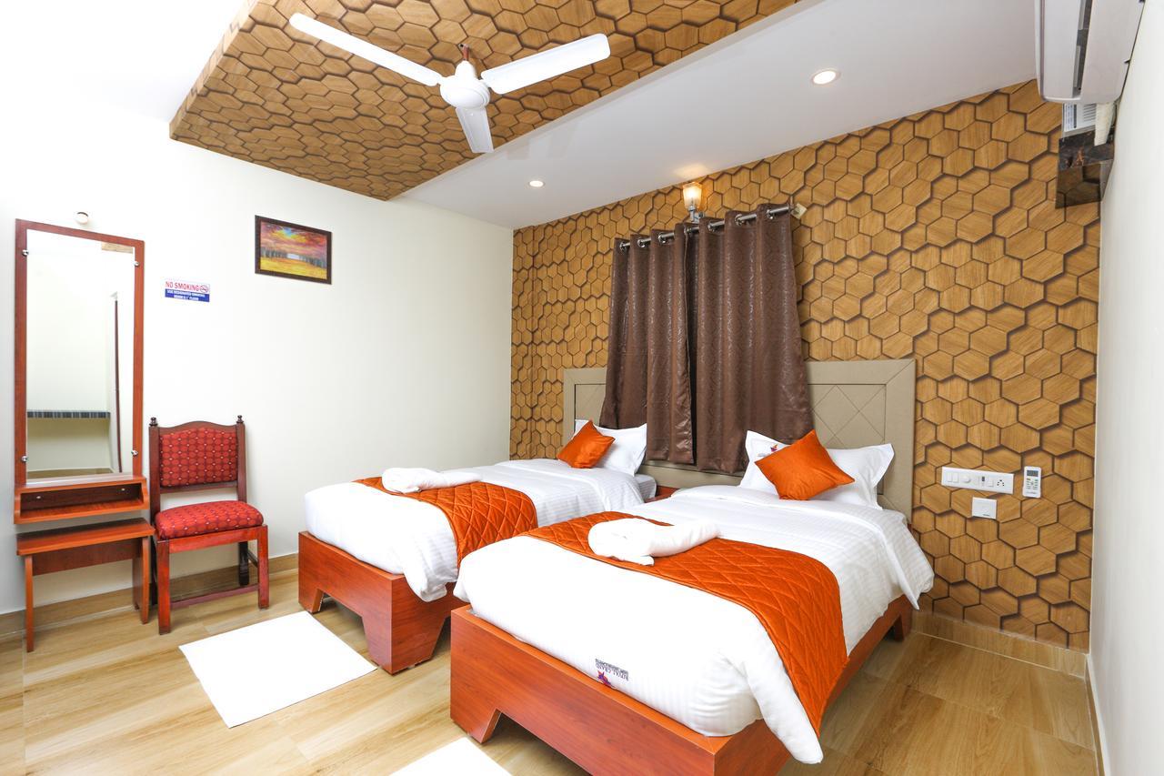 Bed and Breakfast Royal Grand Tambaram Exterior foto